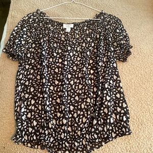 LOFT Light sheer blouse